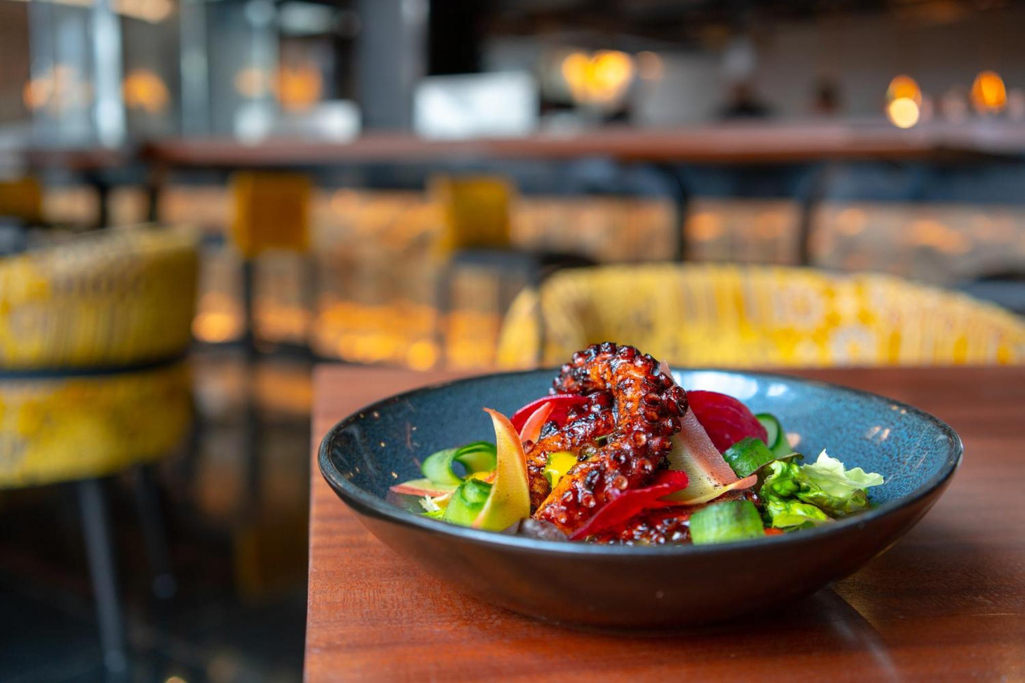 突尼斯莫凡彼酒店 外观 照片 Octopus salad