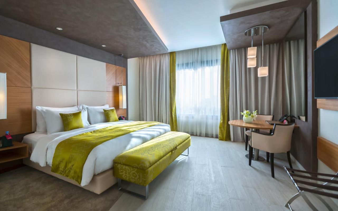 突尼斯莫凡彼酒店 外观 照片 A room at the hotel
